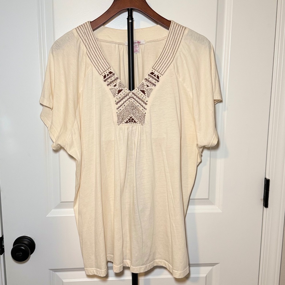 Lena Women Cream Embroidered V-Neck Short Sleeve Boho Blouse Top Plus Size 22/24